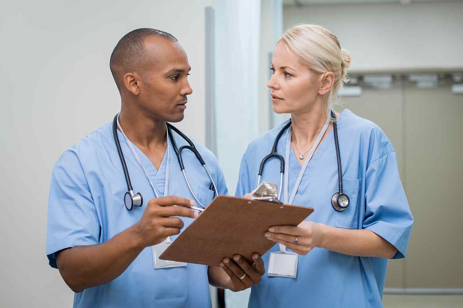 https://vivaanspecialityclinic.com/wp-content/uploads/2018/02/img-gallery-11.jpg